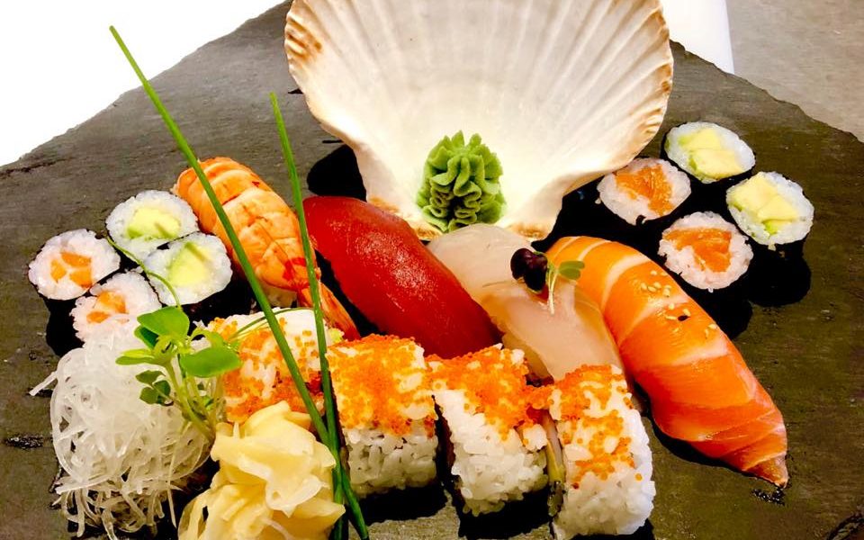 Sushi Kunst zum Essen